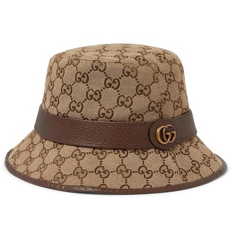 guccci bucket hat.